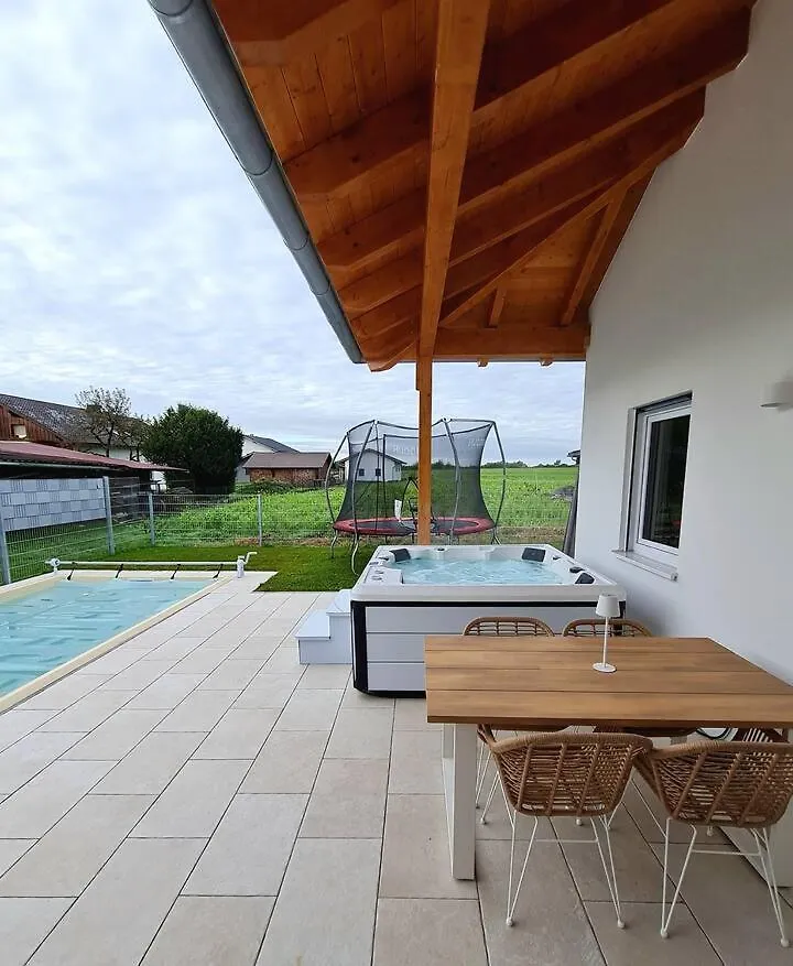 Privater Neubau Bungalow Mit Beheiztem Pool Villa Hengersberg